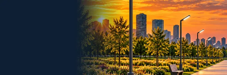 Éclairage public LED le long d’une allée de parc